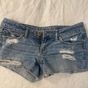 AE cut out shorts!